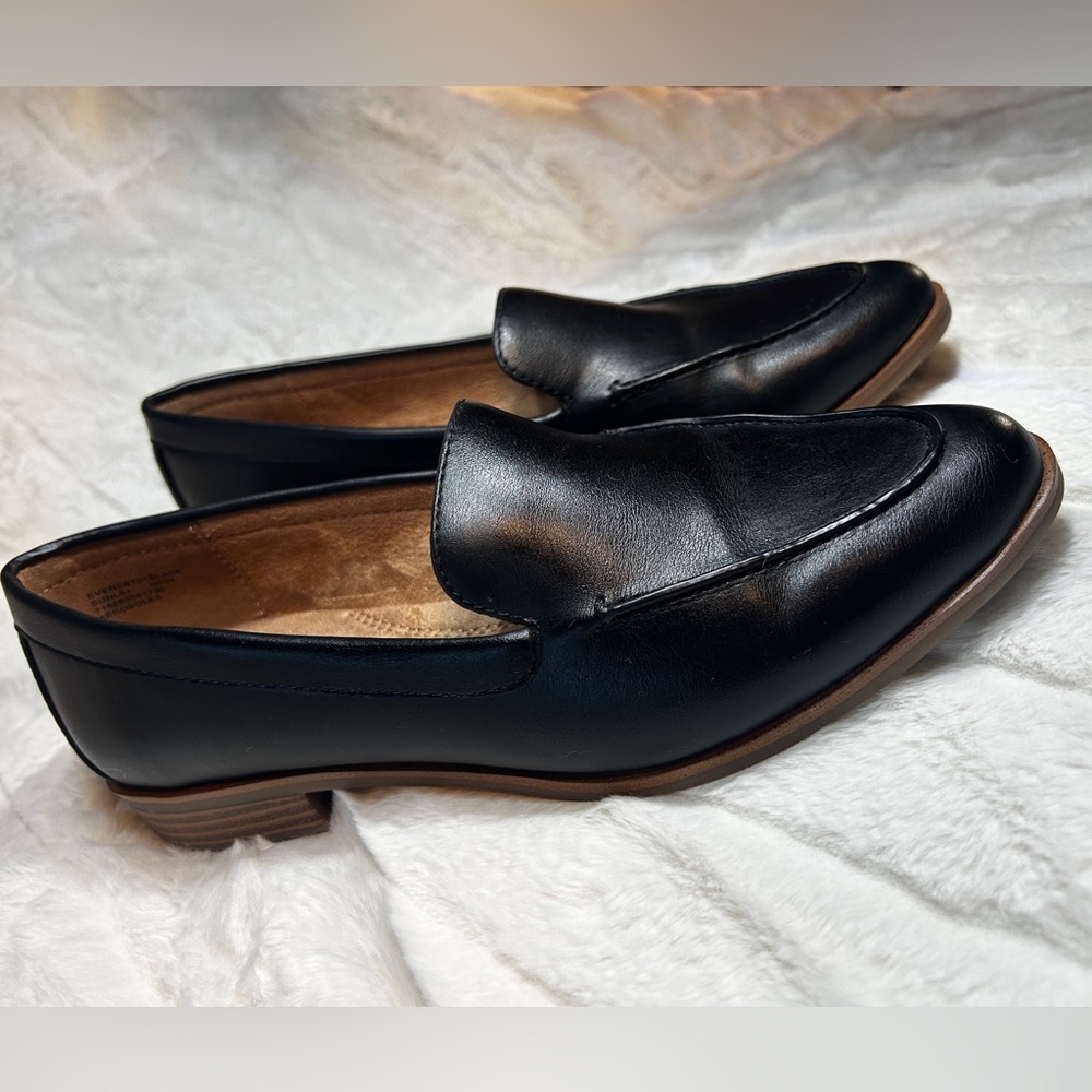 Aerosoles Everest Loafers - Black Faux Leather